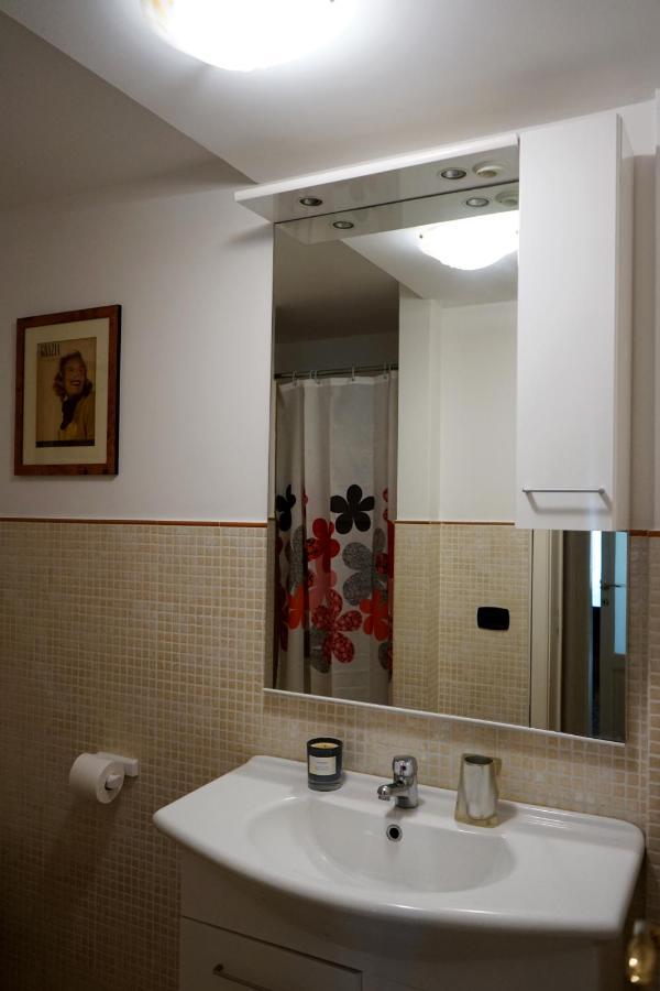 Appartamento Di Fronte Al Mare By Apulia Accommodation Bari Exteriér fotografie