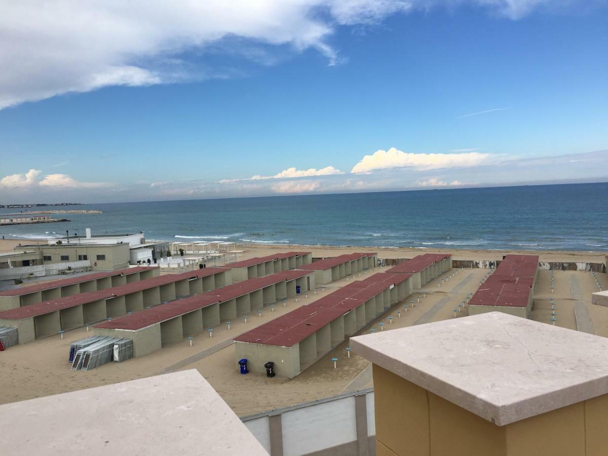 Appartamento Di Fronte Al Mare By Apulia Accommodation Bari Exteriér fotografie